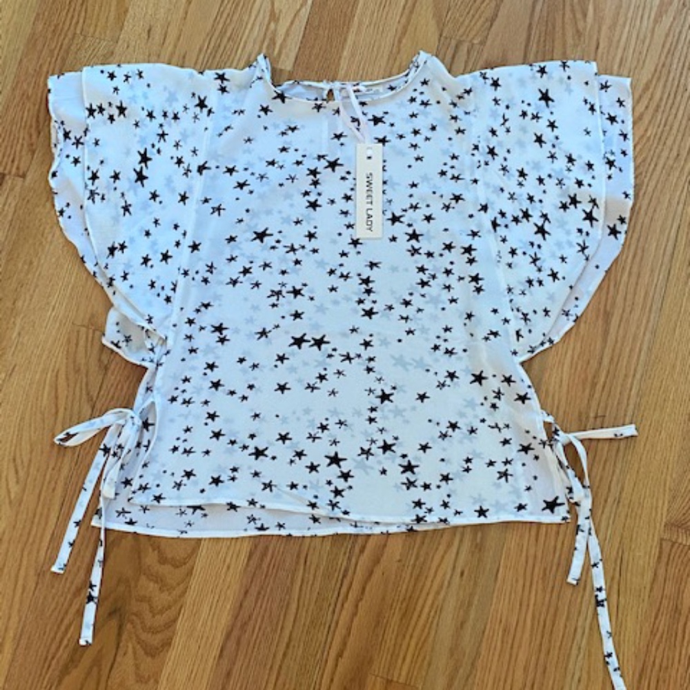 Bat wing summer top NWT